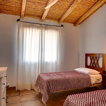 Villa Santu Martine: With Pool