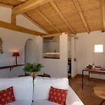 Santu Martine: With Pool Βίλα Galtellì