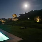 Βίλα Santu Martine: With Pool *